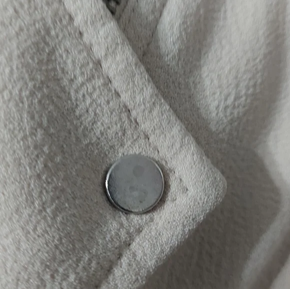 Ann Taylor Jackets size 4P petite color cream - Picture 6 of 13